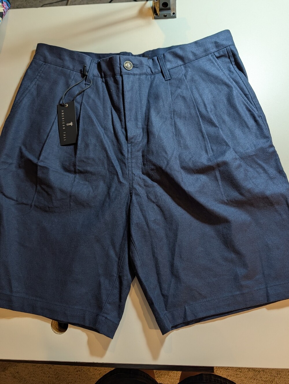 American Tall 34T Linen Blend Tailored Pleated Men’s Shorts - Navy NWT